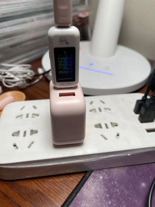 如何選購(gòu)電子產(chǎn)品充電器 99 的人都有盲區(qū) 嗜物志